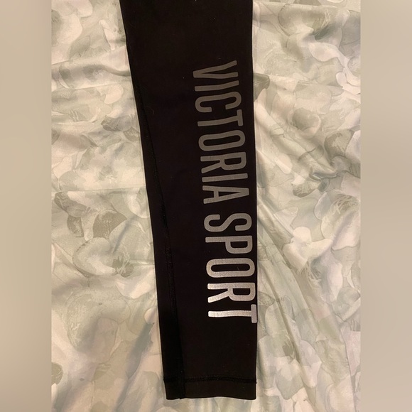 Victoria Secret Sport Leggings - Picture 4 of 5